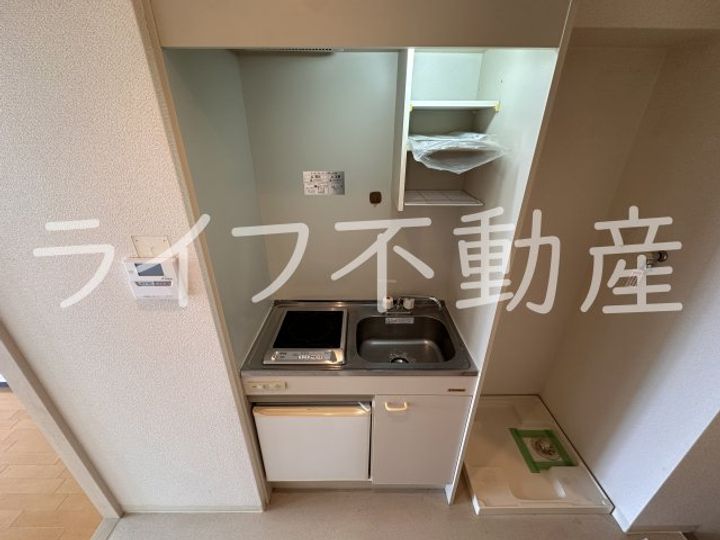 八戸ノ里HIROビルのキッチン