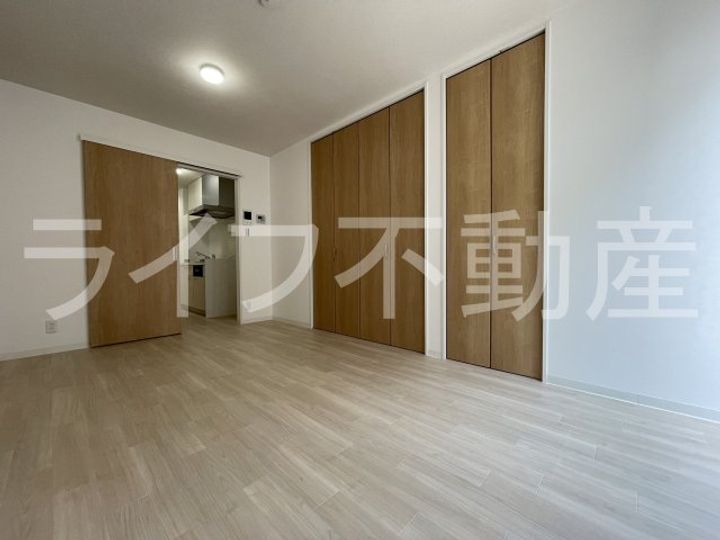 COSMO WAKAEMINAMIの寝室