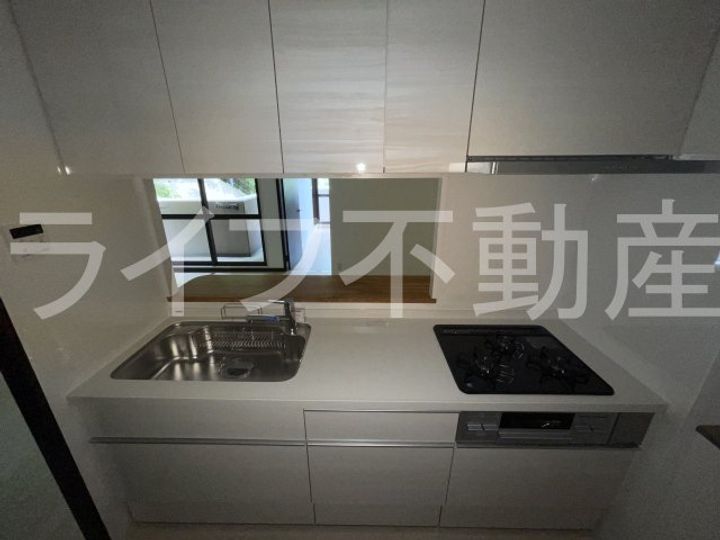 アドリーム石切山手のキッチン