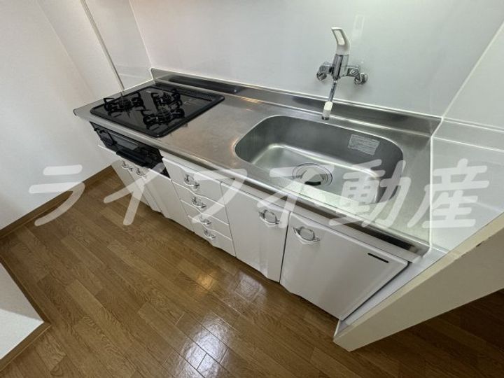 グランドシャトー山本のキッチン