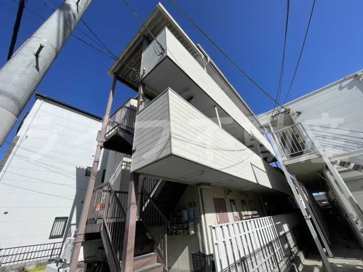 富士コーポの外観