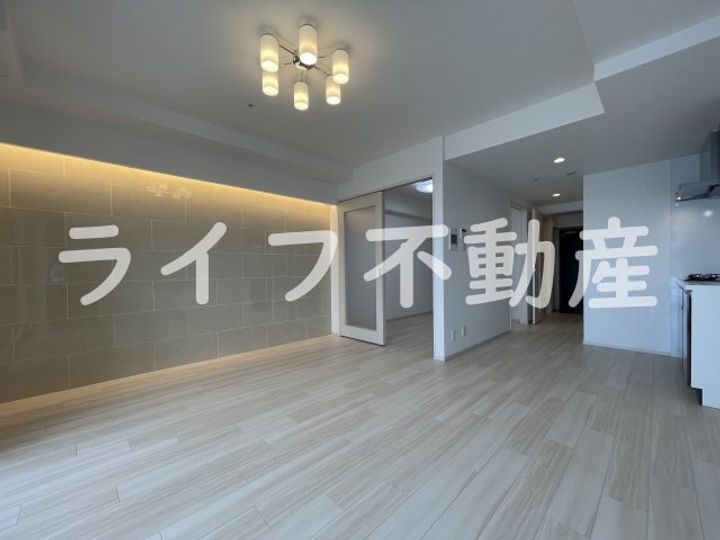 プレジオ永和ASIANの居間