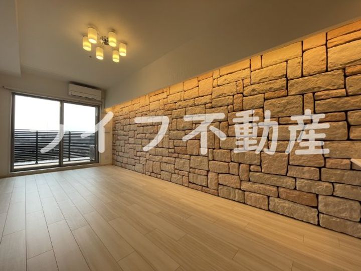 プレジオ永和ASIANの居間