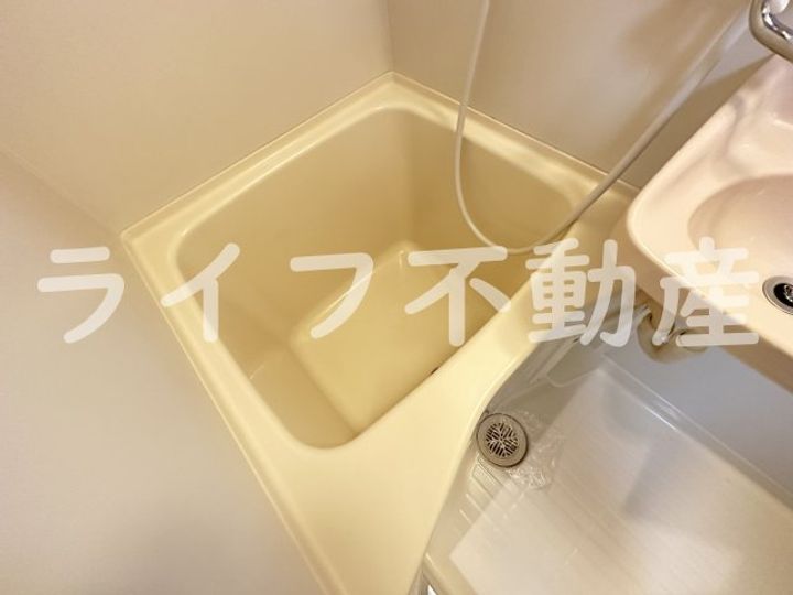 ロンモンターニュ小阪の風呂