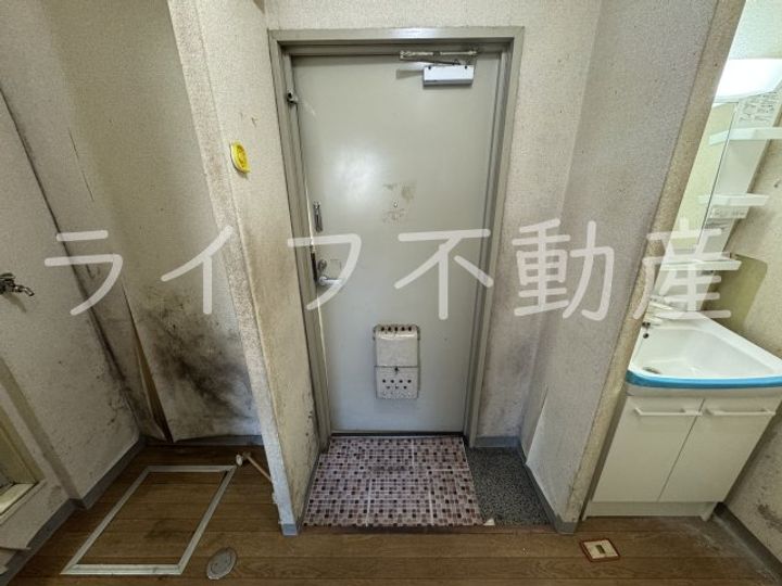ボナールタツミの玄関
