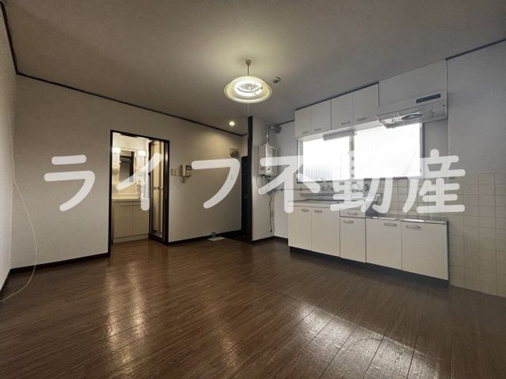 第2コーポ春日荘の居間