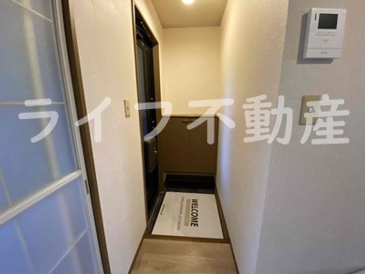 ディアコートS A棟の玄関