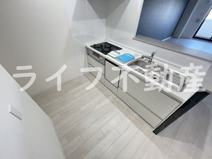 プレサンスNEO新深江リュミエルのキッチン