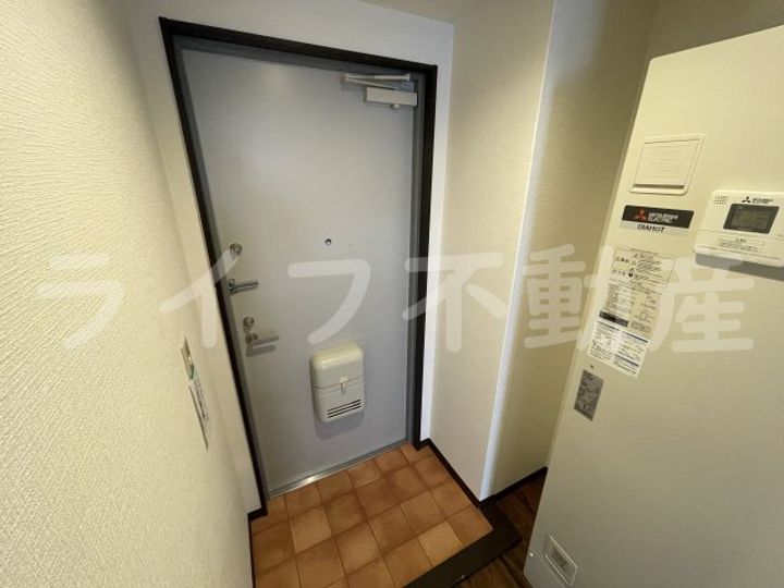 第10美和マンションの玄関