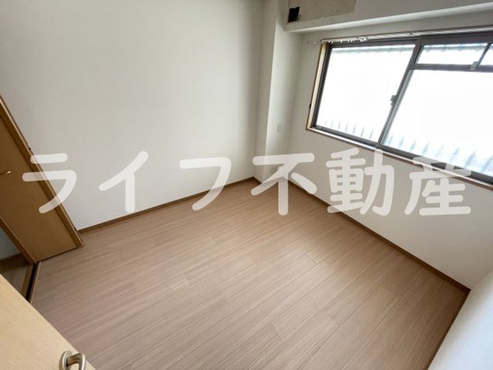 ニューロイヤル光進の内装