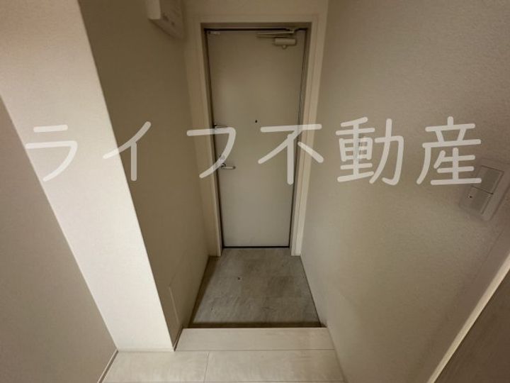 フジパレス吉田Ⅱ番館の玄関