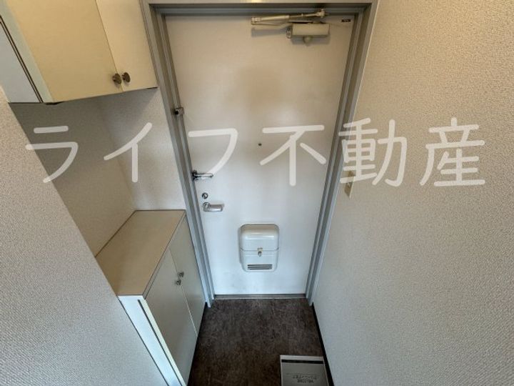 プレアール瓢箪山Ⅱの玄関