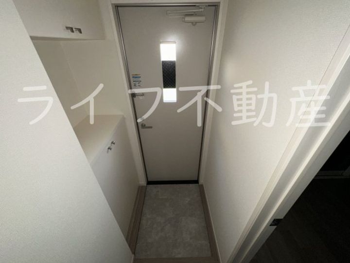 ルミエール・ソレールの玄関