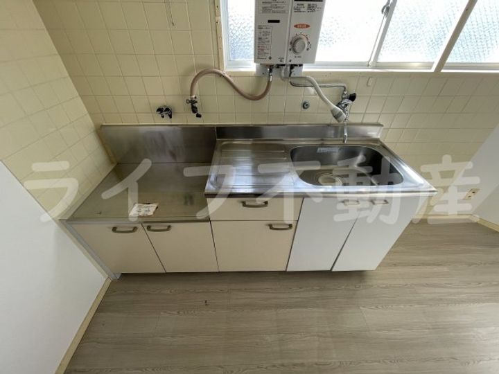 メゾン東花園のキッチン