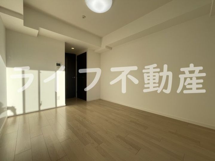 CASSIA高井田SouthCourtの居間