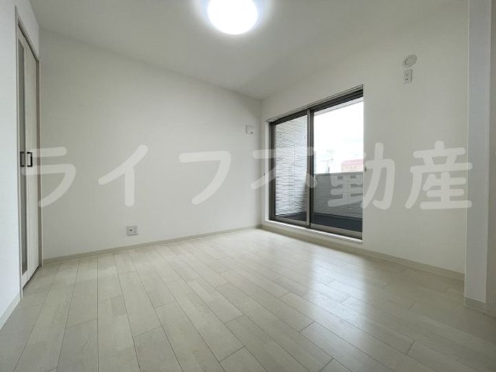 クリエオーレ吉田の居間