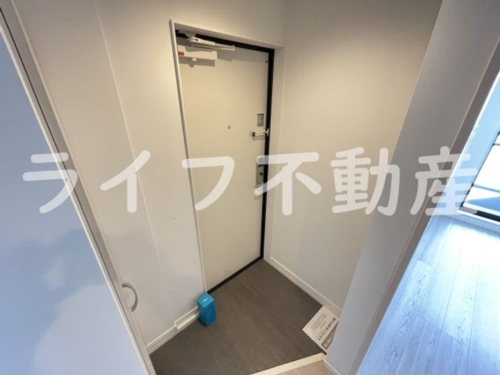 CRASTINE大蓮北4丁目Bの玄関