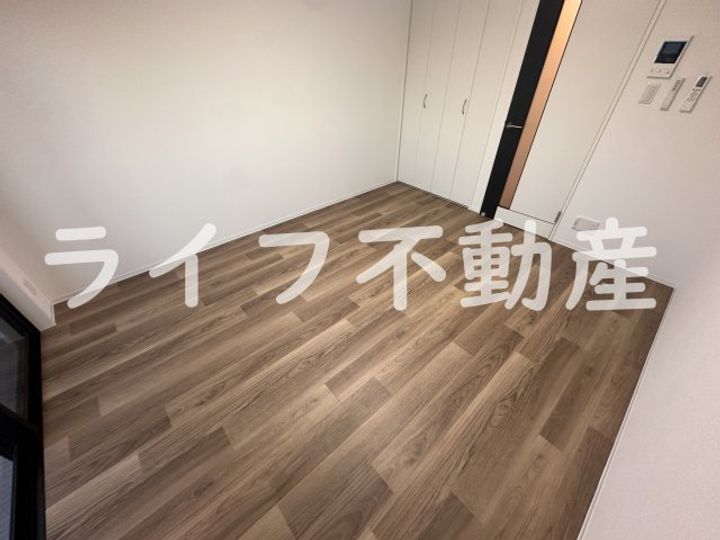 メゾン上小阪の寝室