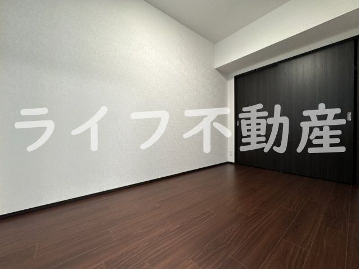 プレジオ長田の居間