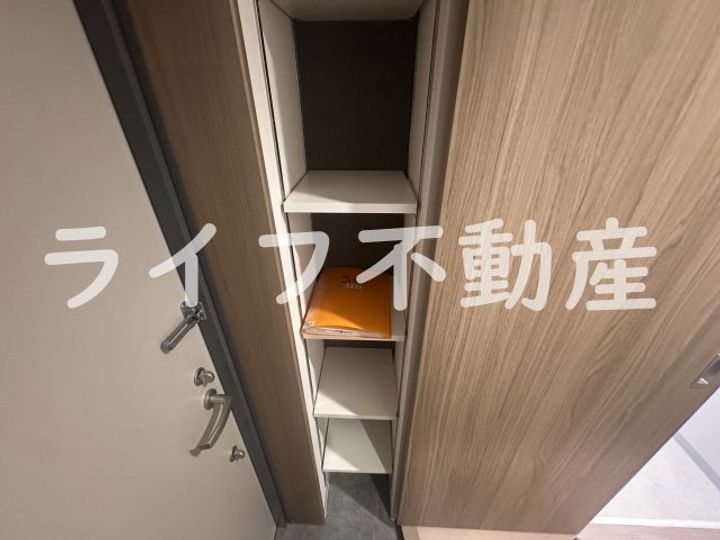 Allier鴻池元町の玄関