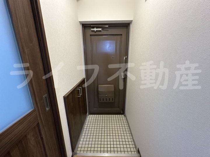 メゾン北深江の玄関