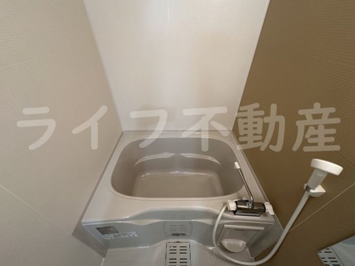 レネスト新深江Aの風呂