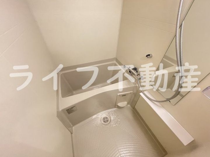 アドバンス大阪バレンシアの風呂