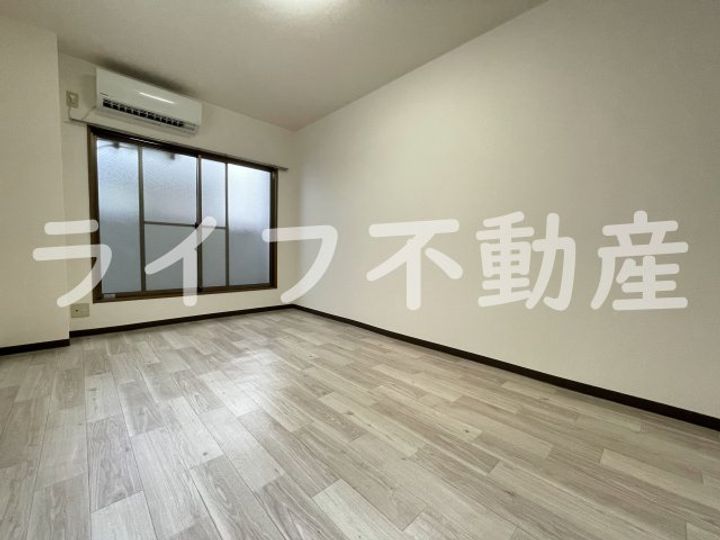 サンライフ近江堂の居間