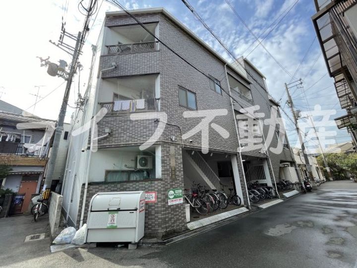 サンライフ近江堂の外観