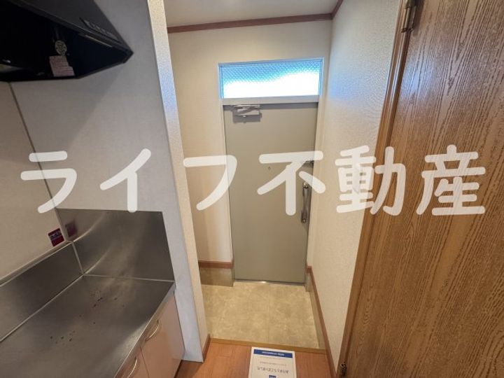 アイリス・セカンドの玄関