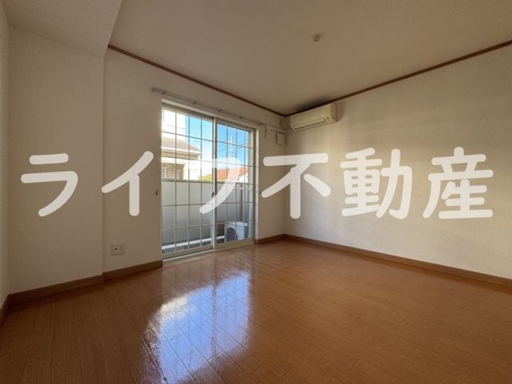 アイリス・セカンドの内装