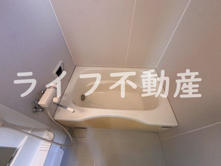 ドゥ・リュエルAの風呂