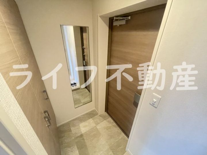 Ms arte 上小阪502の玄関