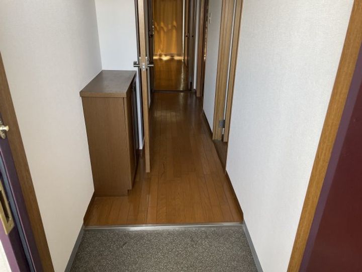 べルシーダ筒井の玄関