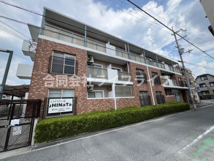 サンローゼ竜田川の外観