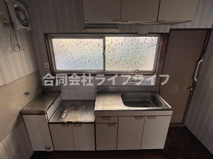 大阪府羽曳野市南恵我之荘6丁目(一戸建)の賃貸物件のキッチン