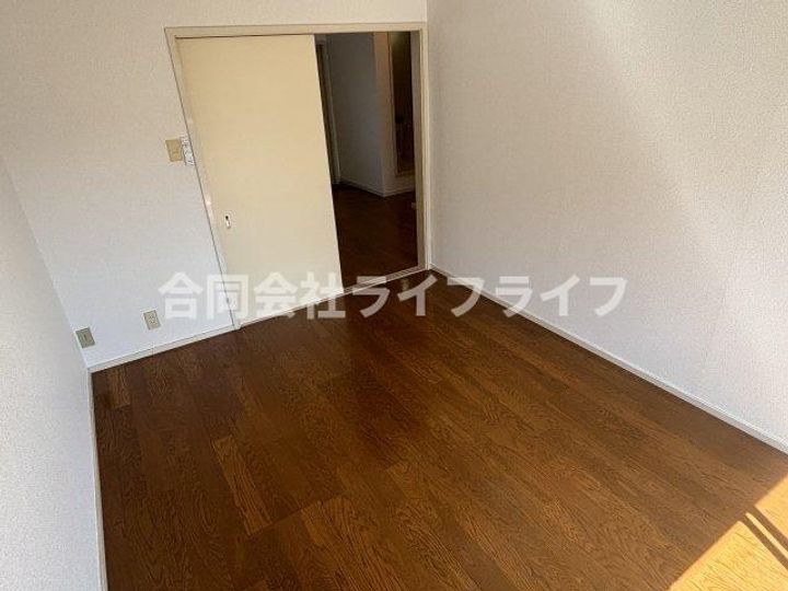 万葉第2ハイツの内装