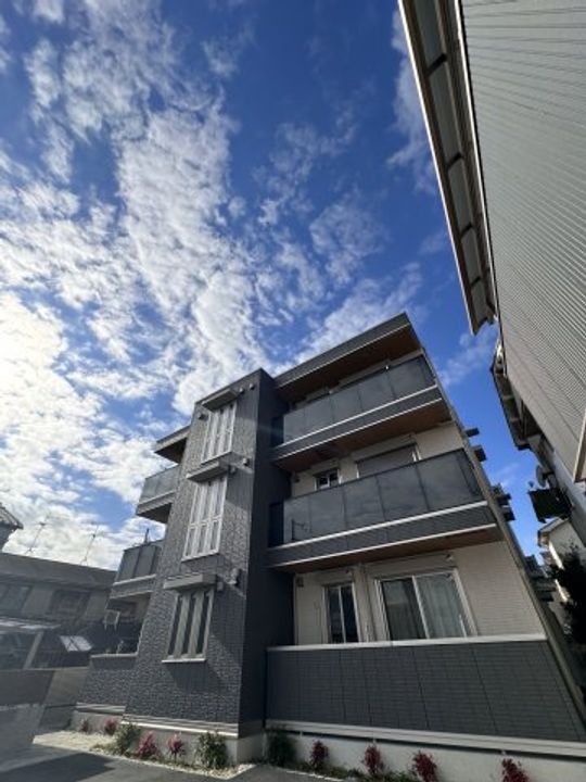 アーバンクロスの外観