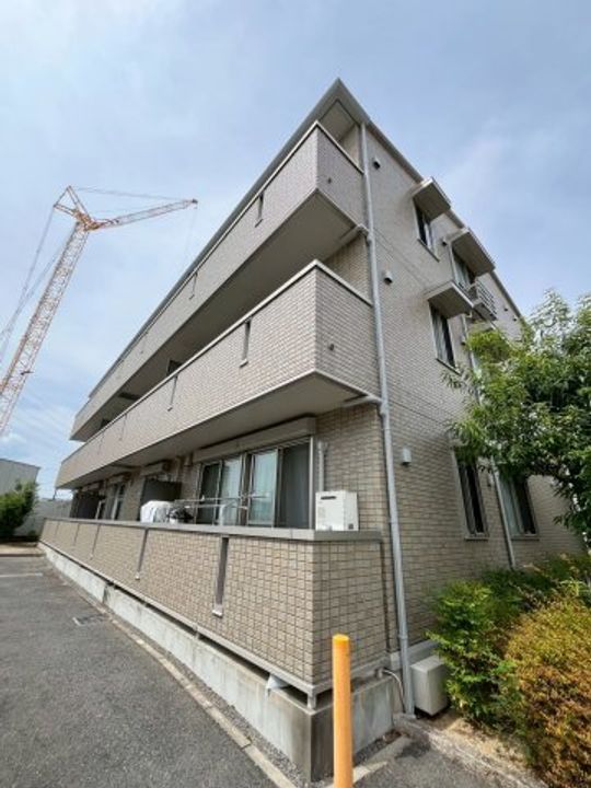 オールワンなかもずB棟の外観