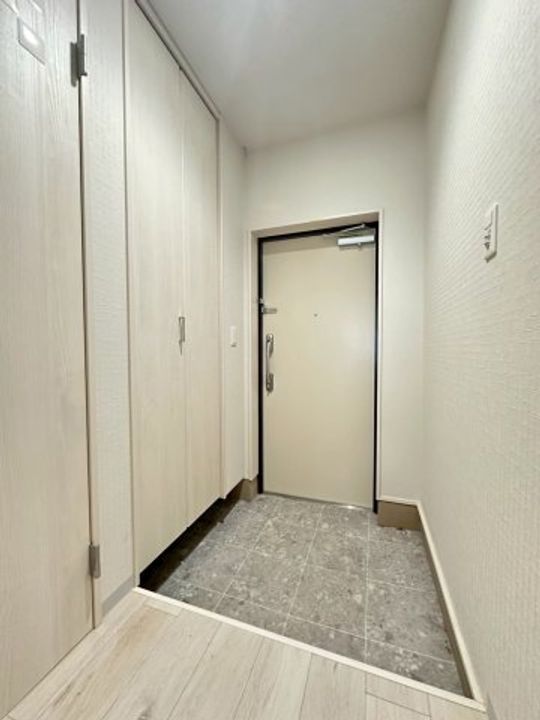 クレンツメゾンの玄関