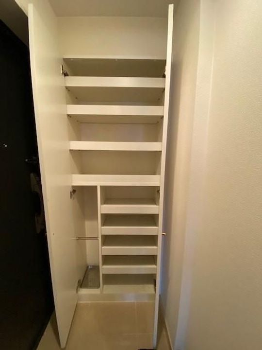 パークナードフィットなかもずの玄関