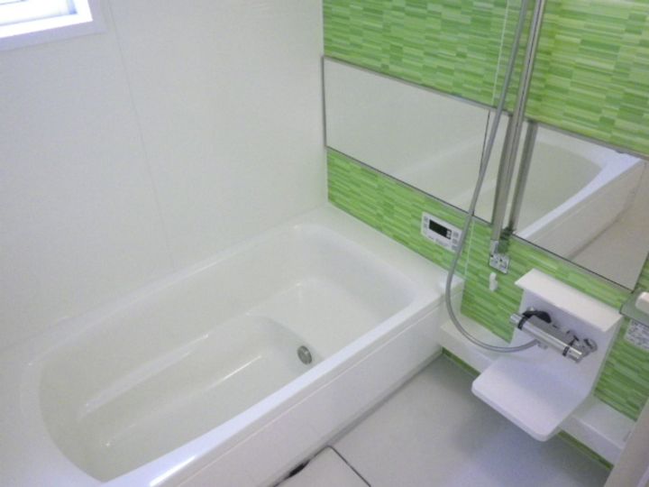 ヴィラージュNissinの風呂