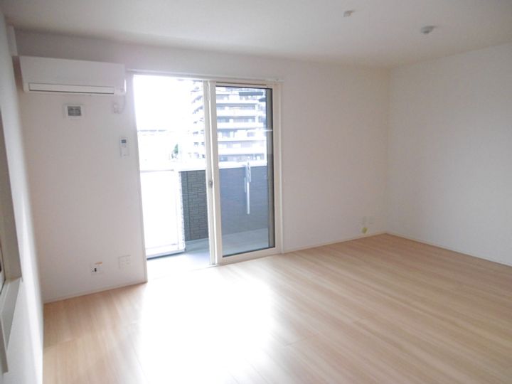 大阪府堺市中区深井沢町(アパート)の賃貸物件の居間