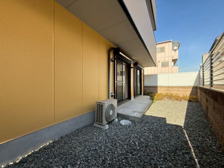 エミ—ユ1のその他画像