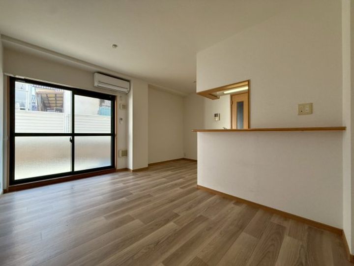 エミ—ユ1のその他画像