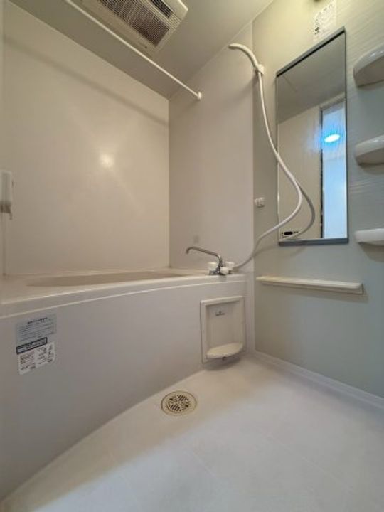 エミ—ユ1の風呂