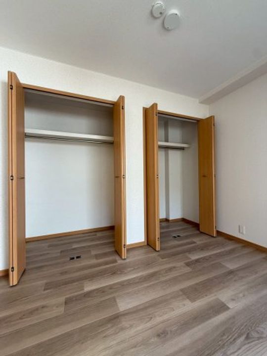 エミ—ユ1のその他画像