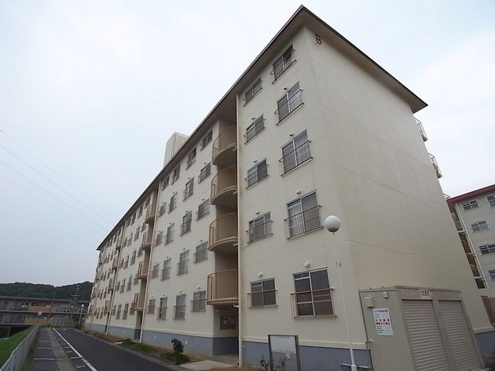 メゾン北鈴の外観