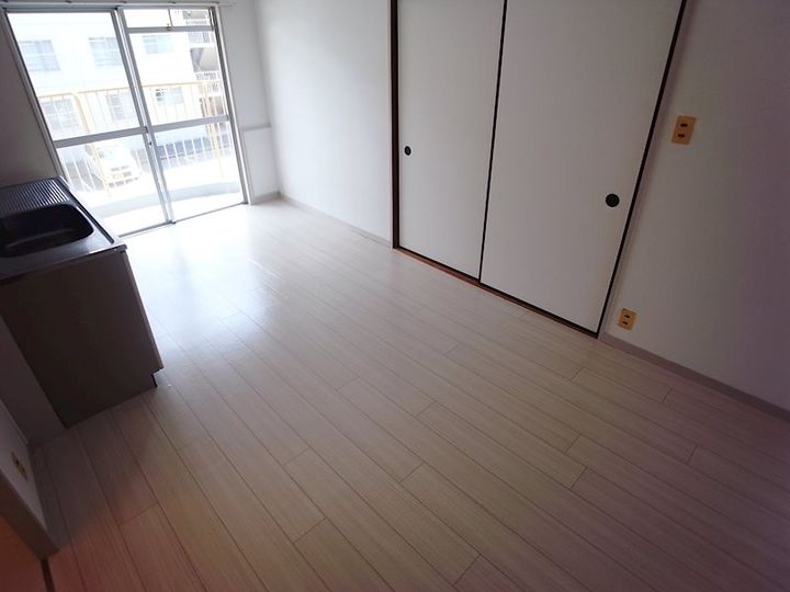 メゾン北鈴の居間
