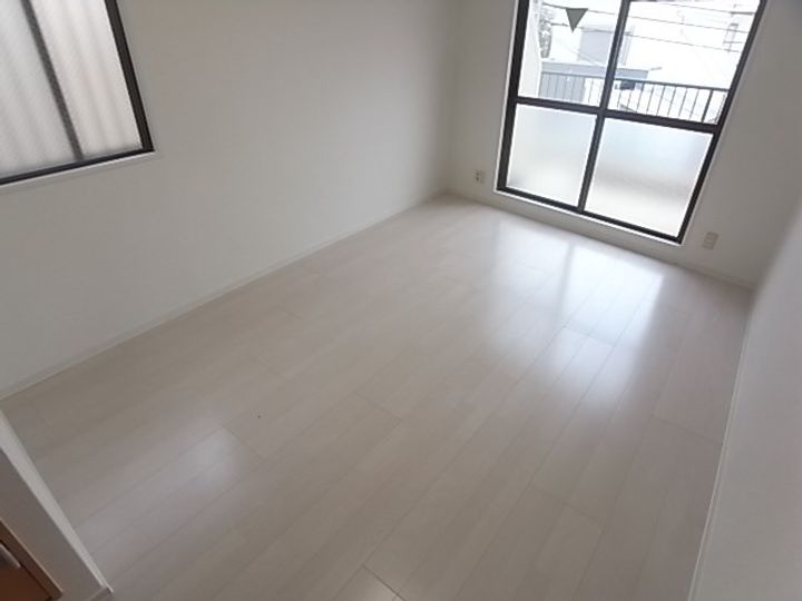 ときわ神田ハイツの居間
